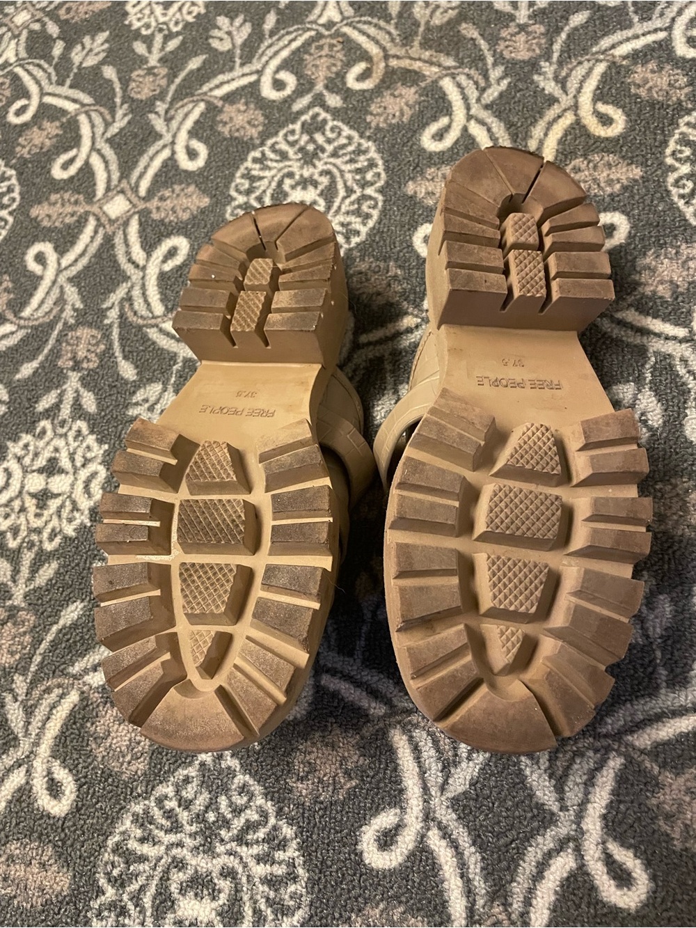 Free People Lyra Lug Mule, size 37.5 (7) - Picture 8 of 9